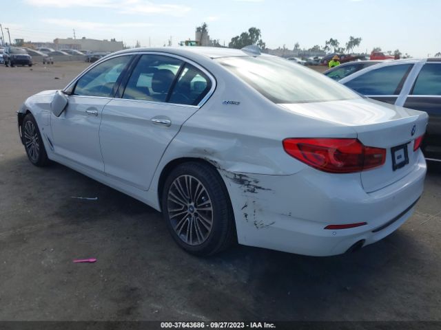 WBAJA9C56JB251847 BMW 5 Series 530e Iperformance