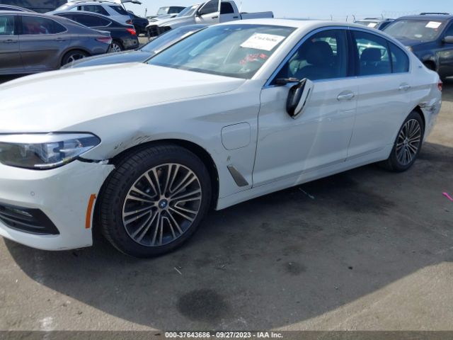 WBAJA9C56JB251847 BMW 5 Series 530e Iperformance