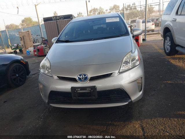 Toyota Prius Four 2015 JTDKN3DU1F0410257 Image 4