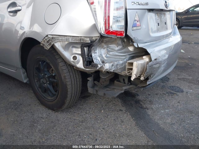Toyota Prius Four 2015 JTDKN3DU1F0410257 Image 12