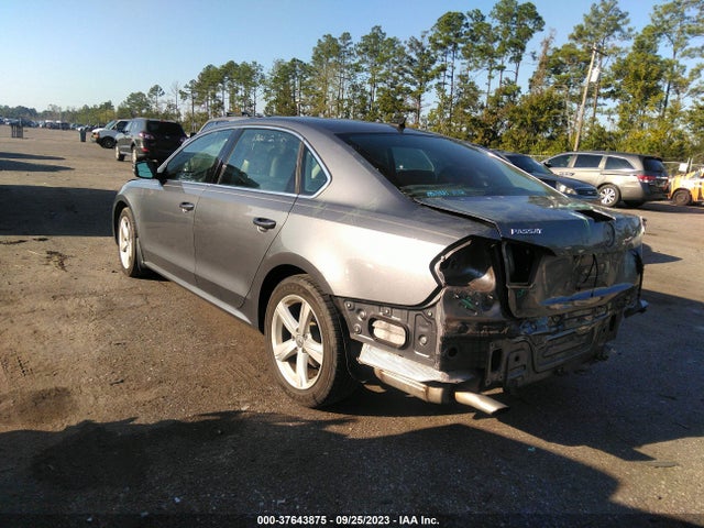 1VWAT7A38FC079239 Volkswagen Passat 1.8t Limited Edition