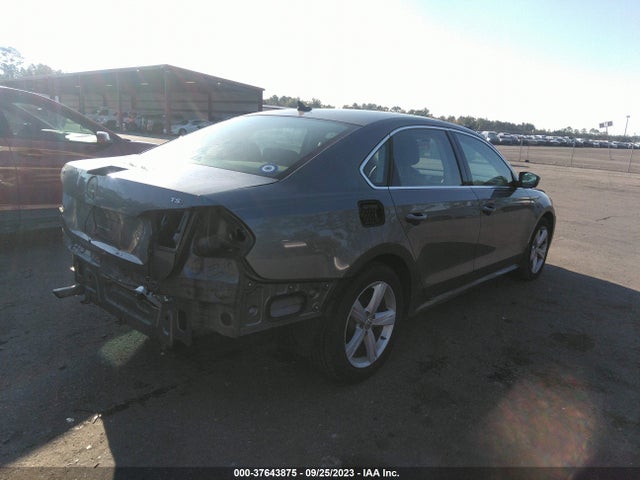 1VWAT7A38FC079239 Volkswagen Passat 1.8t Limited Edition