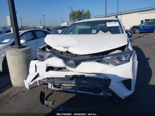 Toyota RAV4 LE 2016 2T3ZFREV2GW290231 Image 13