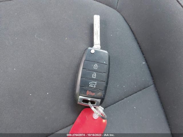 KNDJN2A23E7104627 KIA Soul Base