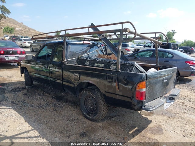 1999 TOYOTA TACOMA VIN: 4TAVL52N6XZ410645