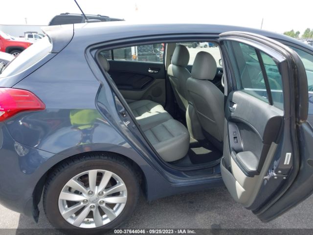 KNAFX5A88F5383489 KIA Forte 5-door Ex