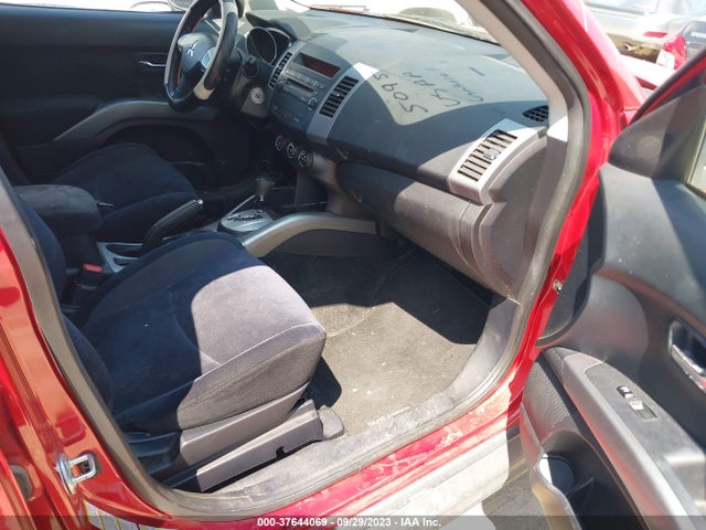 2011 MITSUBISHI OUTLANDER ES VIN: JA4AS2AW3BU011903
