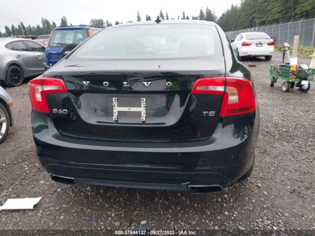 YV126MFM4F1352522 Volvo S60 T5 Drive-e Platinum