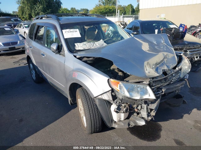 2010 SUBARU FORESTER 2.5X PREMIUM VIN: JF2SH6CC0AH783528