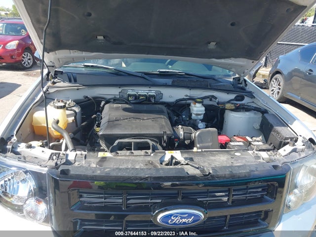 2011 FORD ESCAPE XLT VIN: 1FMCU9DG9BKA48242