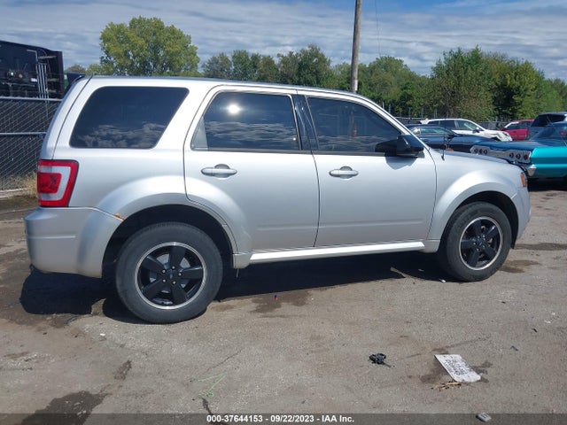 2011 FORD ESCAPE XLT VIN: 1FMCU9DG9BKA48242