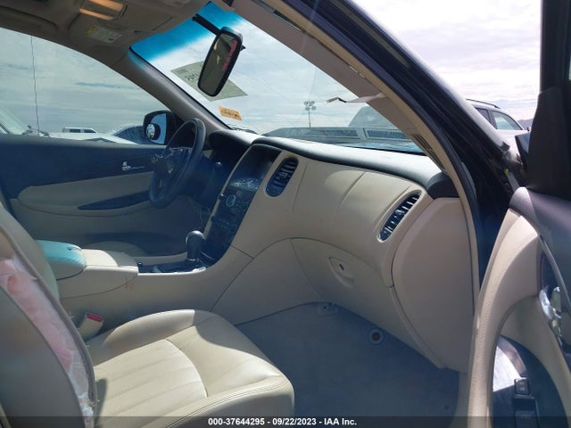2017 INFINITI QX50 VIN: JN1BJ0RP8HM384221