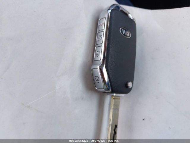 KNDJ63AU2L7013401 KIA Soul Gt-line