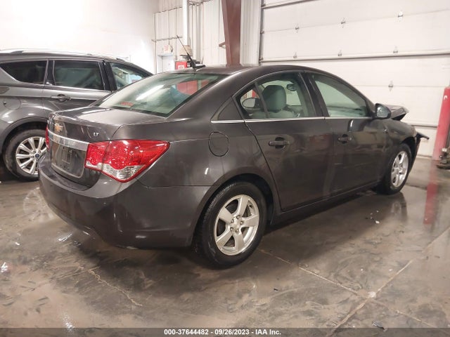 Chevrolet Cruze 1lt 2014 1G1PC5SBXE7130716 Image 4