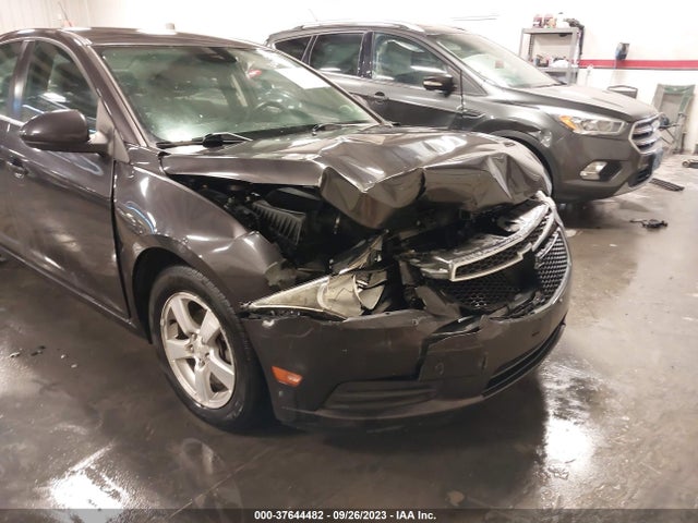Chevrolet Cruze 1lt 2014 1G1PC5SBXE7130716 Image 6