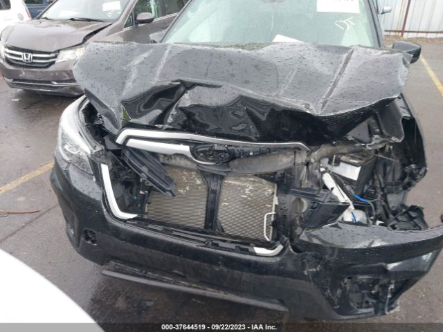 JF2SKAEC7KH491619 Subaru Forester Premium