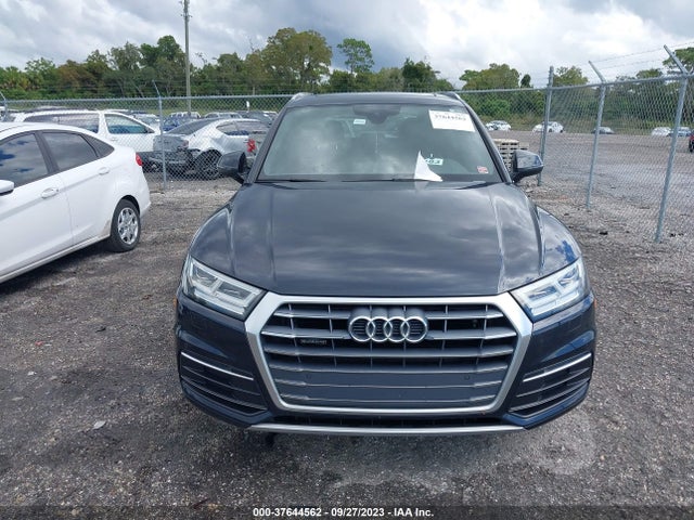 WA1BNAFY3J2196318 Audi Q5 Premium Plus