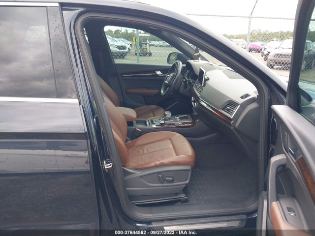 WA1BNAFY3J2196318 Audi Q5 Premium Plus