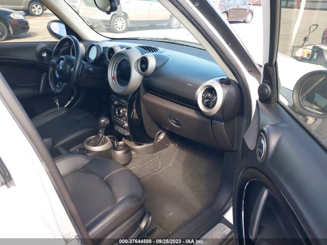 2011 MINI COOPER S COUNTRYMAN WMWZC5C55BWL53544 Photo 4