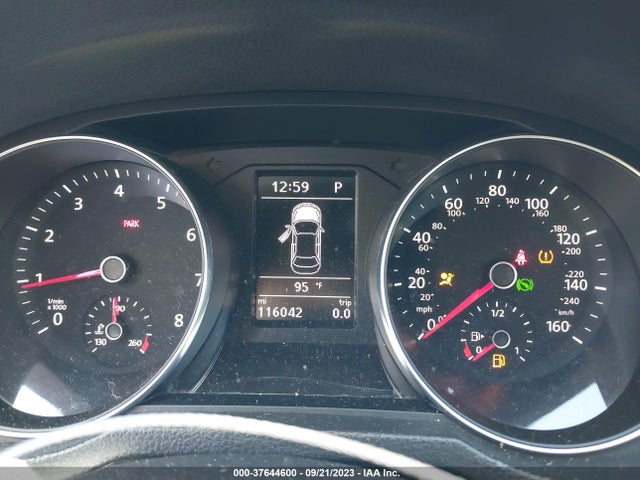 1VWBS7A30GC035423 Volkswagen Passat 1.8t Se