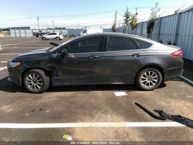 3FA6P0G73HR195733 Ford FUSION S