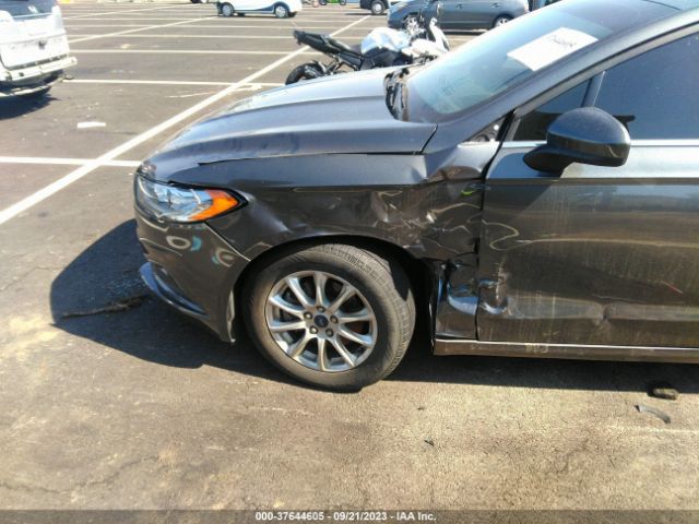 3FA6P0G73HR195733 Ford FUSION S