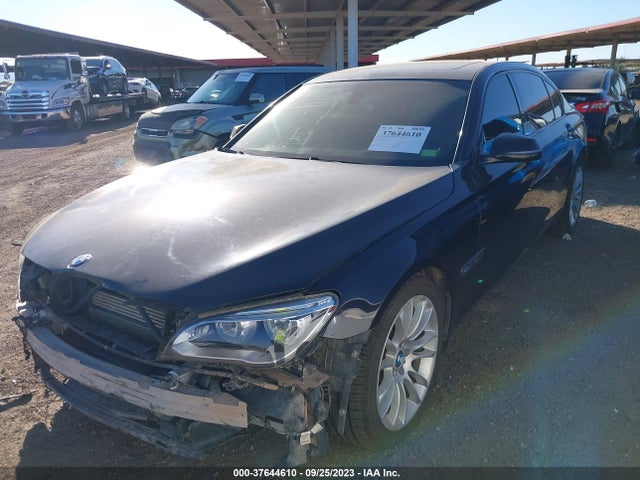 BMW 7 Series 750li Xdrive 2014 WBAYF8C50ED142532 Image 2