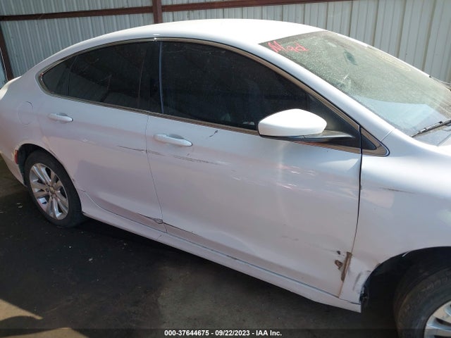 Chrysler 200 Limited 2015 1C3CCCAB8FN714786 Image 6