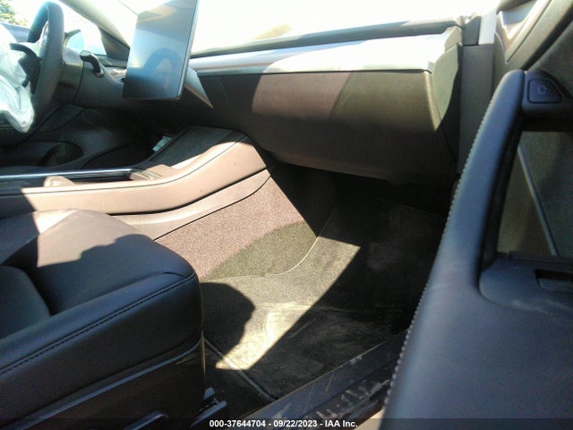 Tesla Model 3 Long Range 2023 5YJ3E1EB4PF635152 Image 5