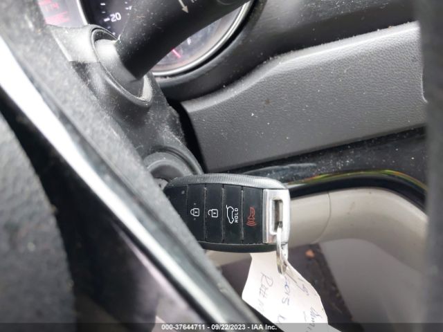 KNDMA5C12F6038514 KIA Sedona L
