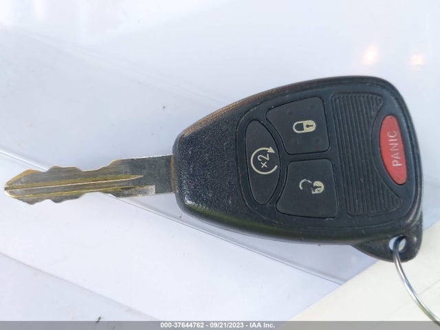 2015 JEEP PATRIOT LATITUDE VIN: 1C4NJRFB4FD307706