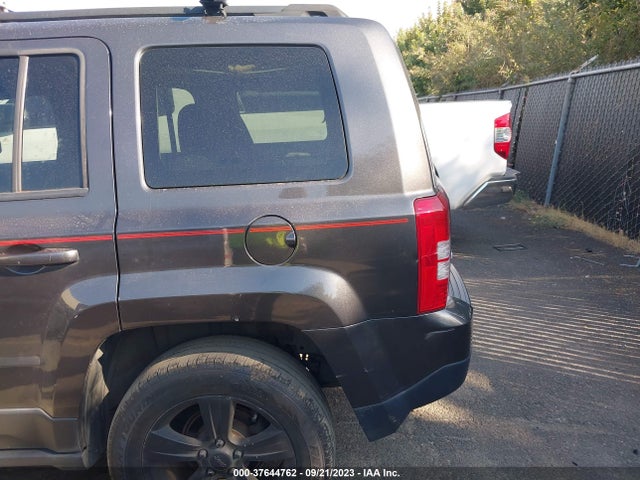 2015 JEEP PATRIOT LATITUDE VIN: 1C4NJRFB4FD307706