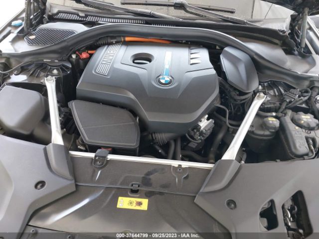 WBAJA9C52KB398796 BMW 5 Series 530e Iperformance