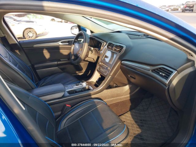 3FA6P0H7XHR229391 Ford FUSION SE
