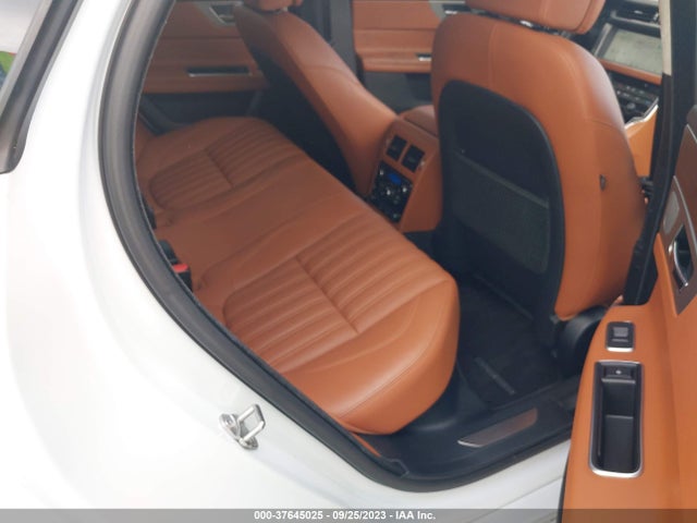 2018 JAGUAR XF SAJBH4EV0JCY53450 Photo 7