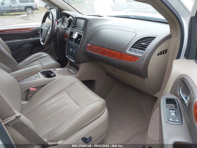 2C4RC1CG6FR514575 Chrysler Town & Country Touring-l