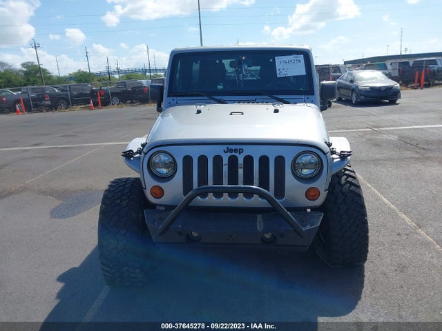 2013 JEEP WRANGLER UNLIMITED SAHARA VIN: 1C4BJWEG6DL615428