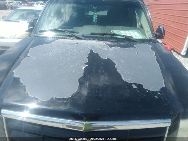 2002 CADILLAC ESCALADE VIN: 1GYEK63N32R110205