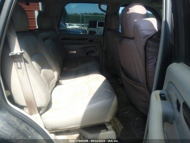 2002 CADILLAC ESCALADE VIN: 1GYEK63N32R110205