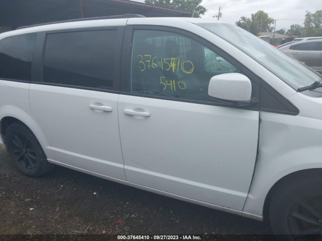 2C4RDGEG9KR690818 Dodge Grand Caravan Gt