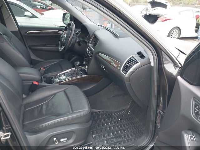 WA1LFAFP0EA030634 Audi Q5 Premium Plus