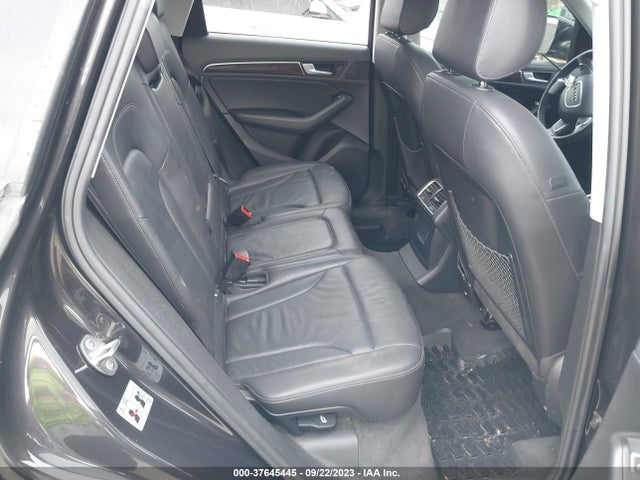 WA1LFAFP0EA030634 Audi Q5 Premium Plus