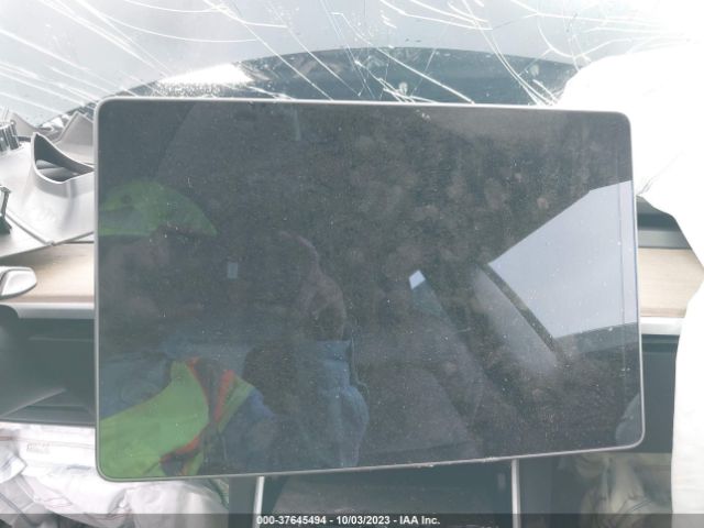 5YJ3E1EA6KF415804 Tesla Model 3 Range
