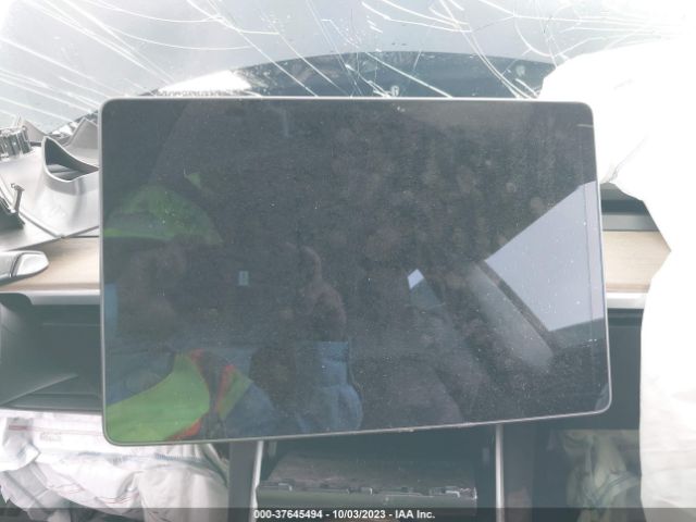 5YJ3E1EA6KF415804 Tesla Model 3 Range