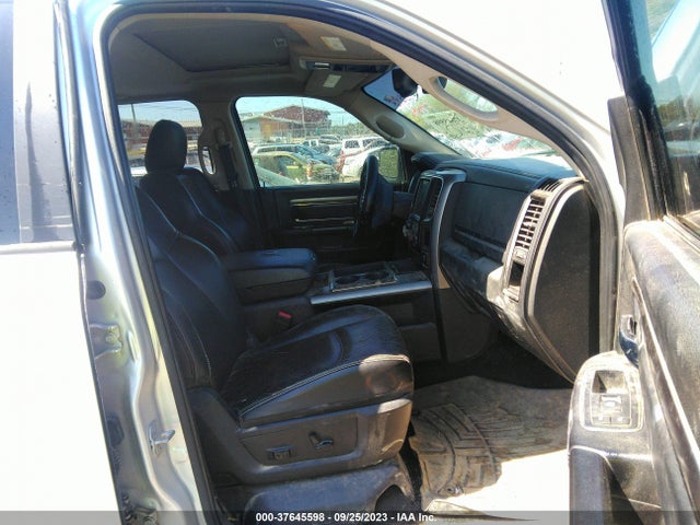 1C6RR7MT1FS719837 RAM 1500 Sport