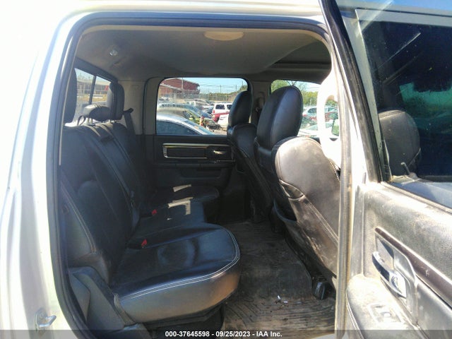 1C6RR7MT1FS719837 RAM 1500 Sport