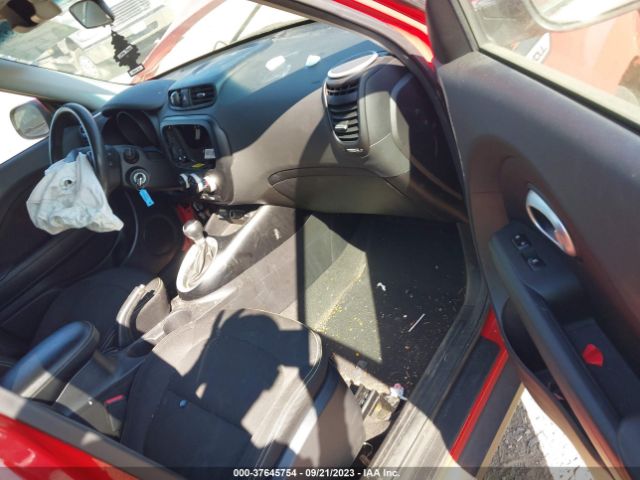 KNDJP3A51F7811642 KIA SOUL +