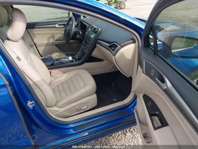 3FA6P0H99HR103007 Ford FUSION SE