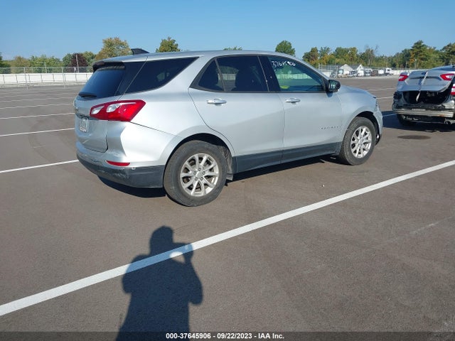 Chevrolet EQUINOX LS 2018 2GNAXHEV1J6335836 Image 4