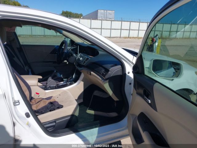 1HGCR2F71FA250371 Honda Accord Sedan Ex